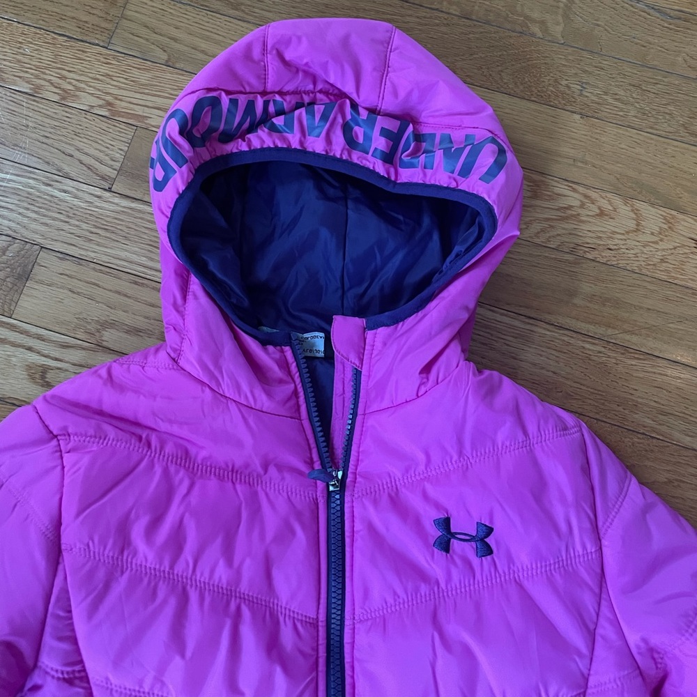 Girls Youth Large Under Armour puffer jacket- like new-  pink/ purple